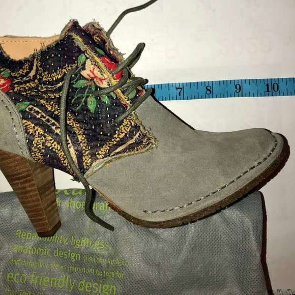 Terra Plana Vegan Anthropologie Boho Multicolor Suede Fabric Heel Booties 6-6.5 - Picture 11 of 12